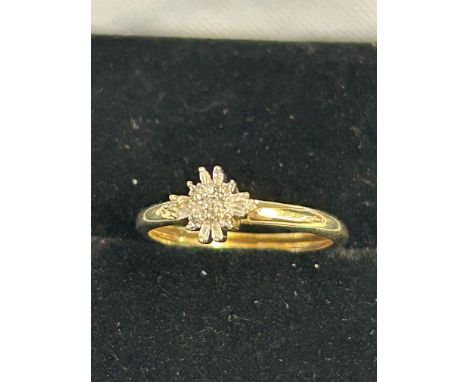 9ct gold ring set with diamonds size I