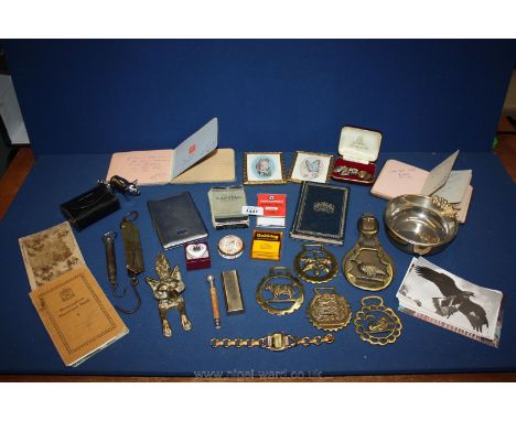 A quantity of mixed tin items including scales, lighter, fox door knocker, pig corkscrew, horse brasses etc.