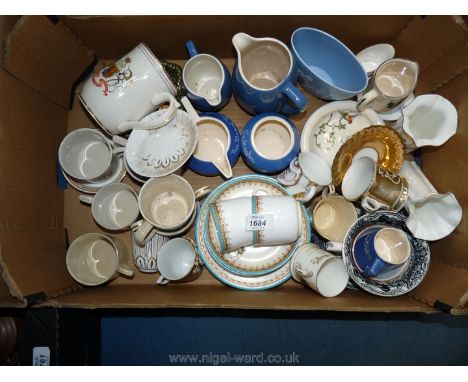 A quantity of china to include Torquayware, Royal Worcester part Teaset, Wade china tankard, Copeland vase, etc.