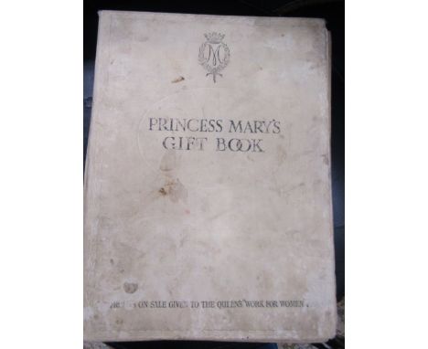 First Edition Princess Mary's Gift Book, Hodder &amp; Stroughton 1914, illustrated. The 14 tipped-in-colour plates include 'S