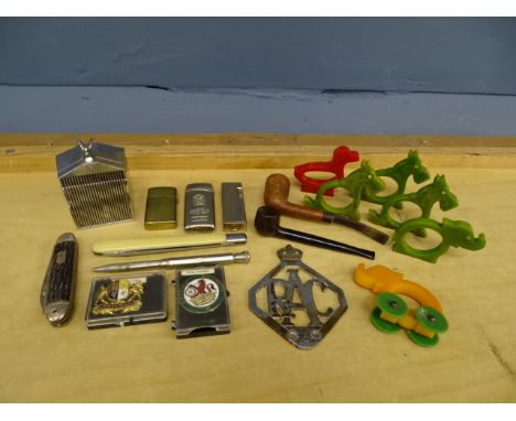 Collectors lot to include Rolls Royce table lighter, penknife and RAC badge etc&nbsp;
