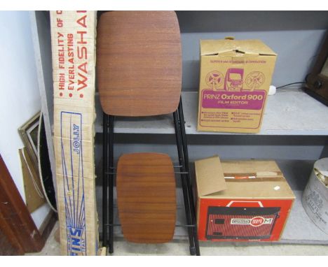 Prinz and Eumig projectors with screen and table