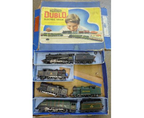 Five Hornby 00 gauge model locomotives including Silver King 60016 with tender and 48158 with tender