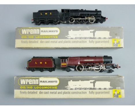 MODEL RAILWAY - Wrenn W2225 8F Freight LMS locomotive, un-numbered in excellent boxed condition with Wrenn W2264 numbered 622