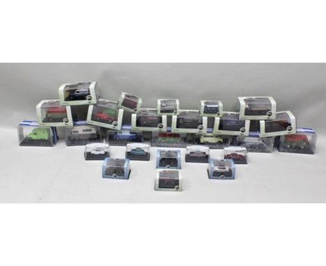 A COLLECTION OF OXFORD DIE-CAST VEHICLES including seven Roadshow limited edition models in acrylic case, Morris Camper van, 