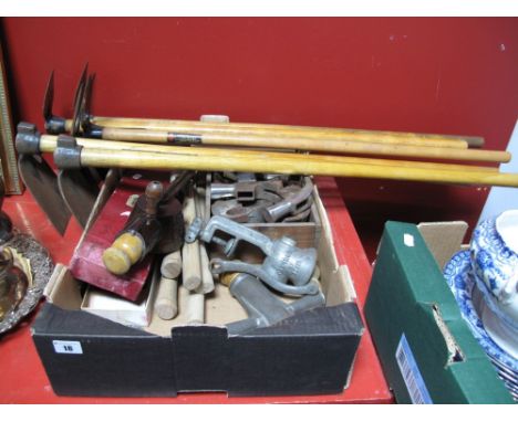 Loose Cast Steel Hammer Heads, loose wooden hammer handles, garden picks, mincers, etc:- One Box 