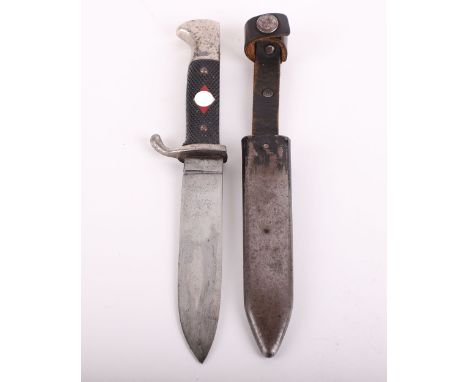 THIRD REICH TRANSITIONAL HITLER YOUTH BOYS DAGGER BY F W HOLLER, SOLINGEN, two piece black chequered grips with enamel HJ dia