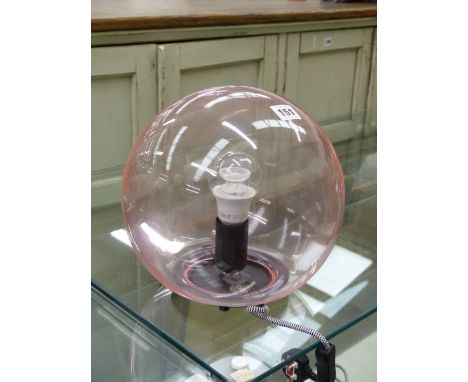 AN PINK GLOBE TABLE LAMP IN GOOD WORKING ORDER. 