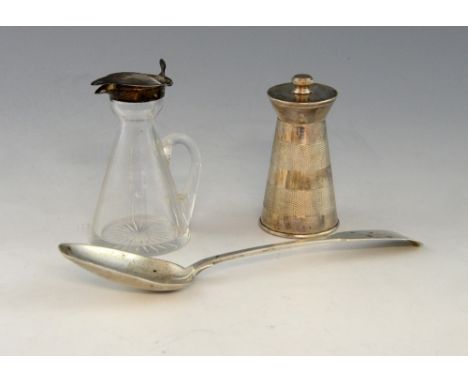 Modern silver cased pepper grinder with engine turned decoration, by Joseph Gloster Ltd., Birmingham, 1961, silver mounted gl