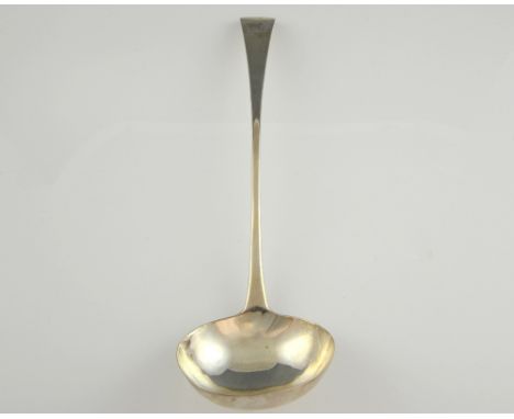 George III silver ladle, with lion crest terminal, by John Legg, Exeter 1811, 38 cm long, 7.4 oz. 230 gr..    