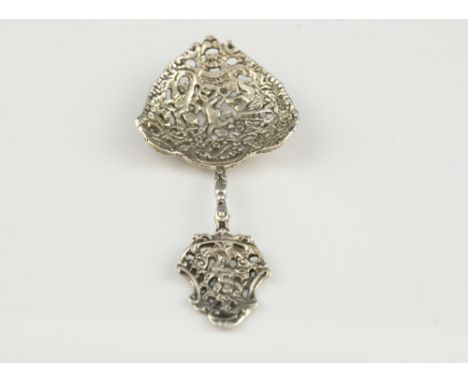 Victorian silver caddy spoon, with pierced bowl and finial decorated with cherubs, by Nathan & Hayes, Birmingham 1893, 12.5 c