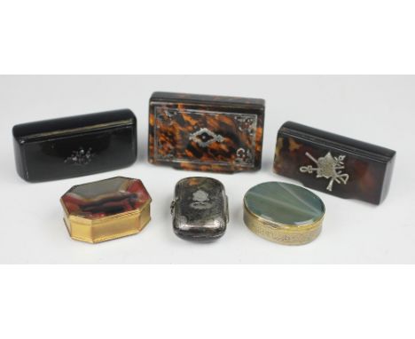 Six 19th century snuff boxes, comprising a silver inlaid tortoiseshell example 9cm, a white metal inlaid papier mache example