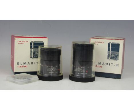 A Leitz Wetzlar 1:2.8/90 Elmarit-R lens 1965941, with a Leitz Wetzlar 1:2.8/135 Elmarit-R lens 2137389, both in original boxe