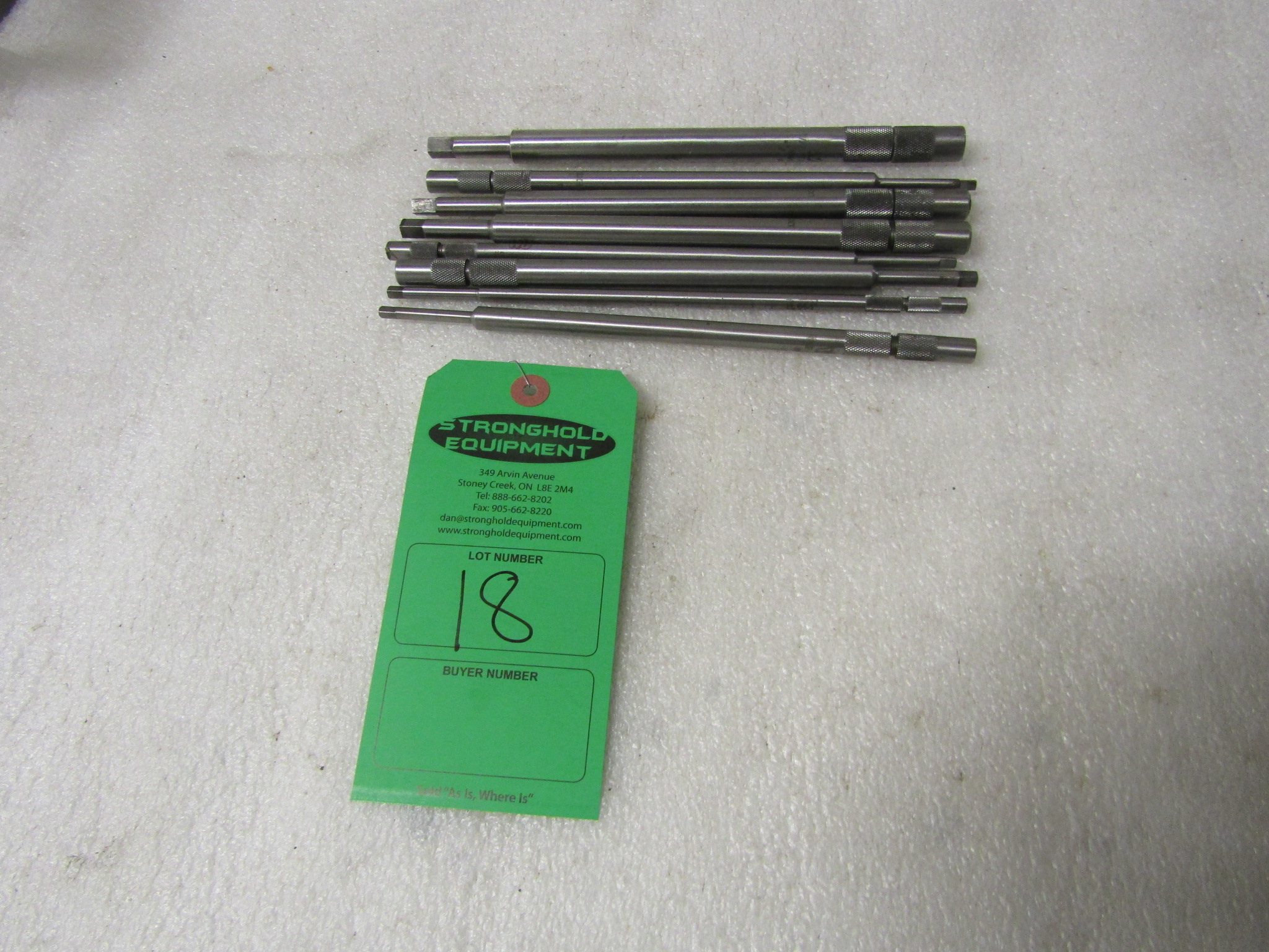 Lot of precision standards calibration rods