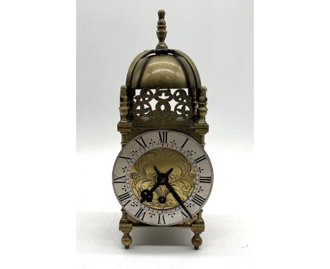 An English made early 20th century brass lantern clock - height 24cm