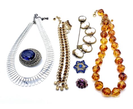 A vintage cameo set bracelet, and a qty of assorted costume jewellery.
