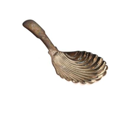 George IV silver Fiddle pattern caddy spoon having a shell bowl, London 1827, 0.4oz approx   Condition: 