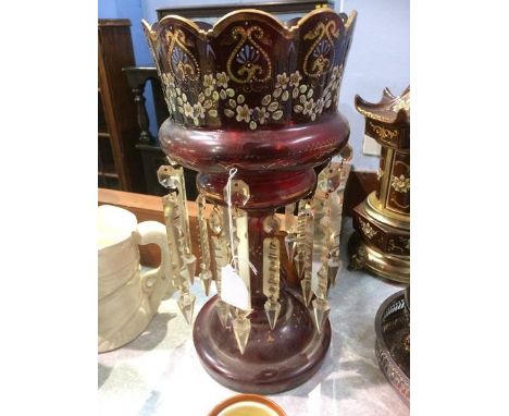 Single ruby glass table lustre