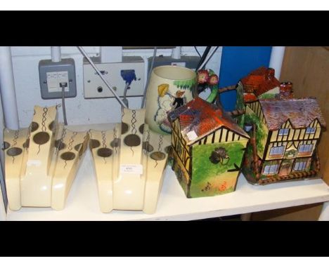 A pair of Arthur Wood wall pockets, a Carlton ware musical mug and a trio of 'Ye Olde Inne' novelty ceramics, etc. 