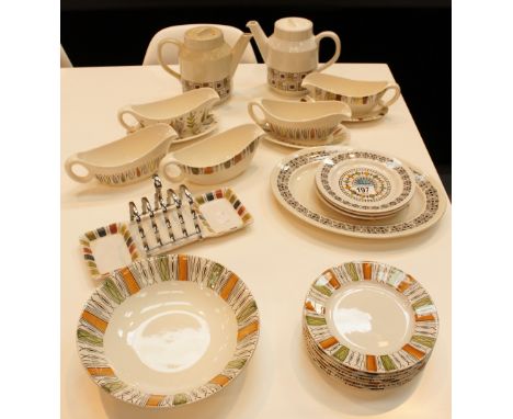Ceramics by Kathie Winkle, Broadhurst, Newlyn, Palma Nove, Safari etc 24 pcs