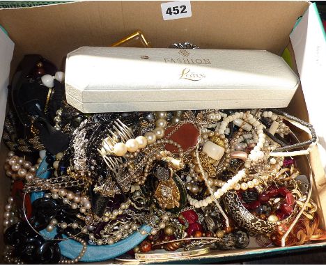 Large collection of vintage costume jewellery