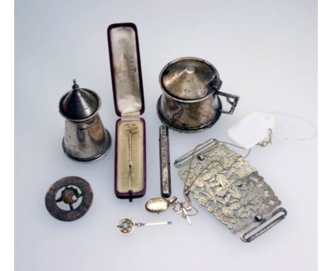 An Edwardian aquamarine and seed pearl negligee pendant, a cased double horseshoe seed pearl stick pin and a small quantity o