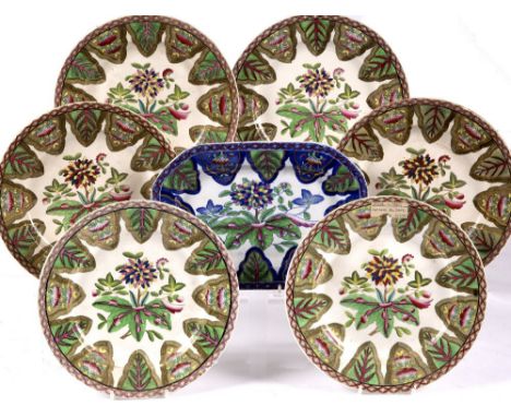 A Spode New Stone dish  circa 1820 and six dessert plates in a similar pattern