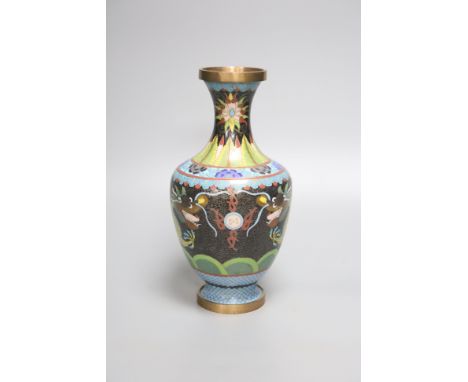 A Chinese cloisonne enamel 'dragon' vase, early 20th century, height 23.5cm