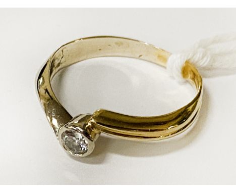 18CT GOLD 0.20 - 0.25CT DIAMOND RING - 3.7 GRAMS SIZE S  