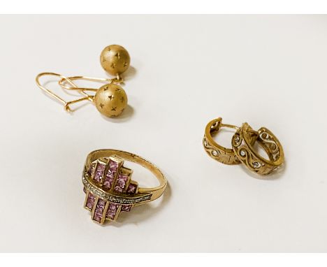 9CT GOLD COLLECTION OF ITEMS TO INCLUDE EARRINGS &amp; ART DECO RING SIZE O - 6.7 GRAMS APPROX