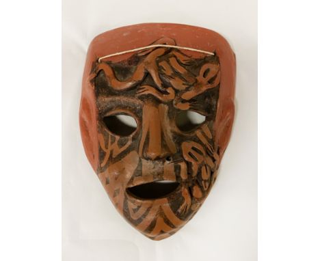 MEXICAN CERAMIC TRIBAL MASK WITH LIZARD DEPICTION