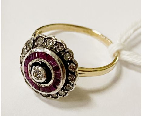 14CT GOLD RUBY OLD CUT DIAMOND RING - SIZE P