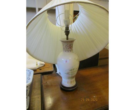 MODERN ORIENTAL TABLE LAMP