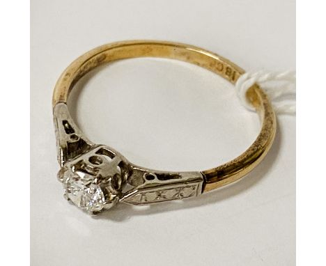 18CT DIAMOND RING SIZE P