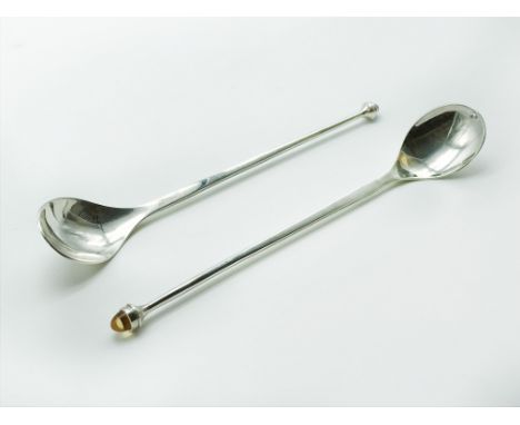 TWO MODERN SCOTTISH SPOONS BY GRAHAM LEISHMAN STEWART DUNBLANE) EDINBURGH 2001 App.size: 20cm