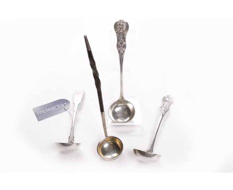 GEORGE III SCOTTISH SILVER FIDDLE PATTERN SAUCE LADLE
maker Mitchell & Russell, Edinburgh 1818, handle engarved with initial 