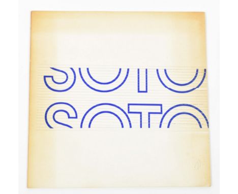Catalogue for the exhibition by the Venezuelan Op and Kinetic artist Jesús Rafael Soto (1923-2005). Striking cover with movea