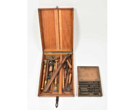 Incl.: 5 tools w. finely turned wooden handles, all ending in a brass holder with variously shaped tips made of different kin