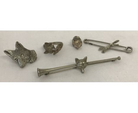 5 items of fox related silver and white metal jewellery. Comprising: A fox head and tail ring size N½ , a dress pin with slid