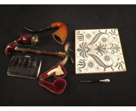 A cased Meerschaum cheroot holder, Calabash pipe, Minton tile plus other items