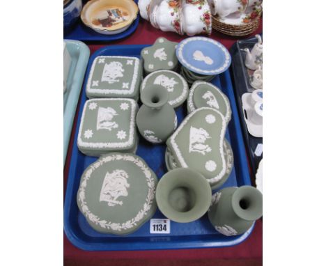  Wedgwood Green Jasperware Trinket Boxes:- One Tray