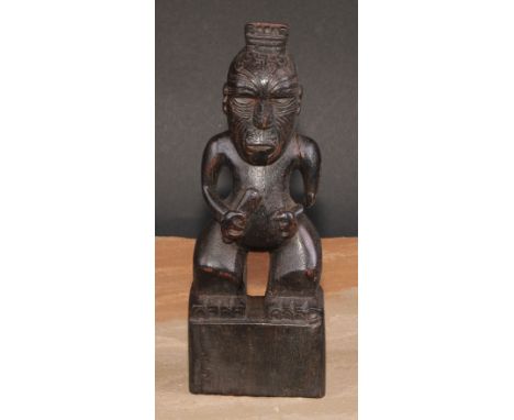 Tribal Art and the Eclectic Interior - a Maori figure, 21.5cm high, New Zealand 