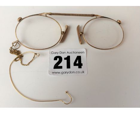 Pair of cased vintage 9k gold spectacles, w: 0.8 gms