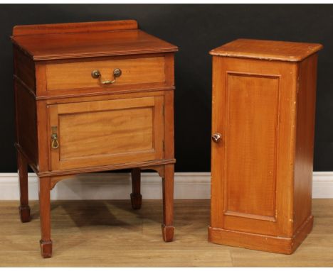 A Victorian scumbled pine pot cupboard, panel door, 75cm high, 35cm wide, 33cm deep, c.1880; a George III Revival mahogany be