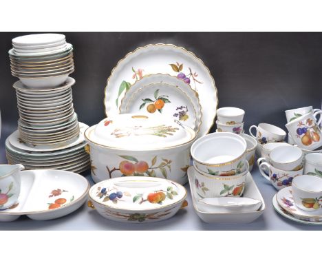 A large collection of vintage 20th century Royal Worcester Evesham pattern china comprising of six tea cups, six saucers, six