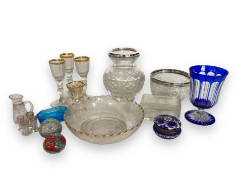 A group of 19th and 20th century European glassware&nbsp;
comprising an etched wavy edge dish, 16cm diam,&nbsp;a facetted gob