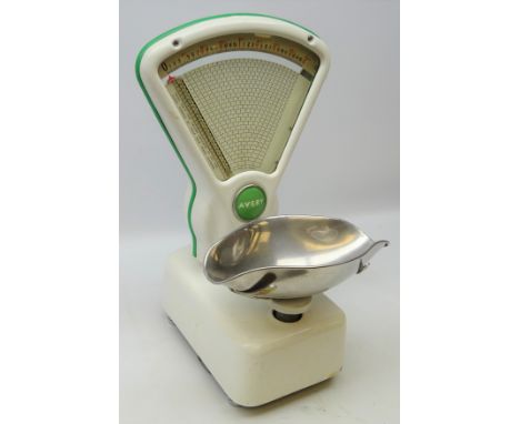 Set of Vintage Avery enamel shop scales to weight 2lb H54cm