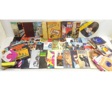 Collection of vinyl LPs and singles including Kinks, The Rolling Stones, Queen, Cliff Richard, Sladest, The Who and other mus
