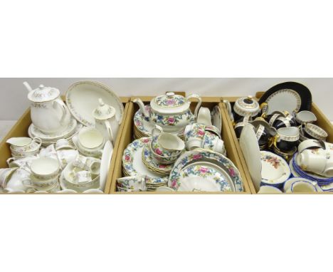 Mayfair dinner, tea and coffee service, Booths 'Floradora' and matching Royal Doulton dinner and tea ware and other tea/ coff