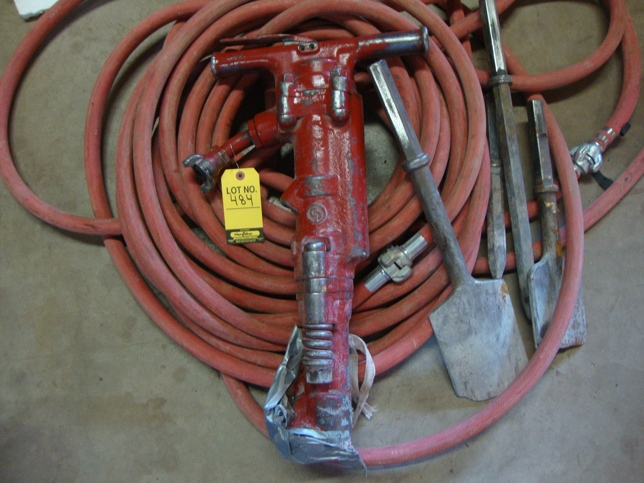 CHICAGO PNEUMATIC JACK HAMMER W/ HIGH PRESSURE AIR HOSE